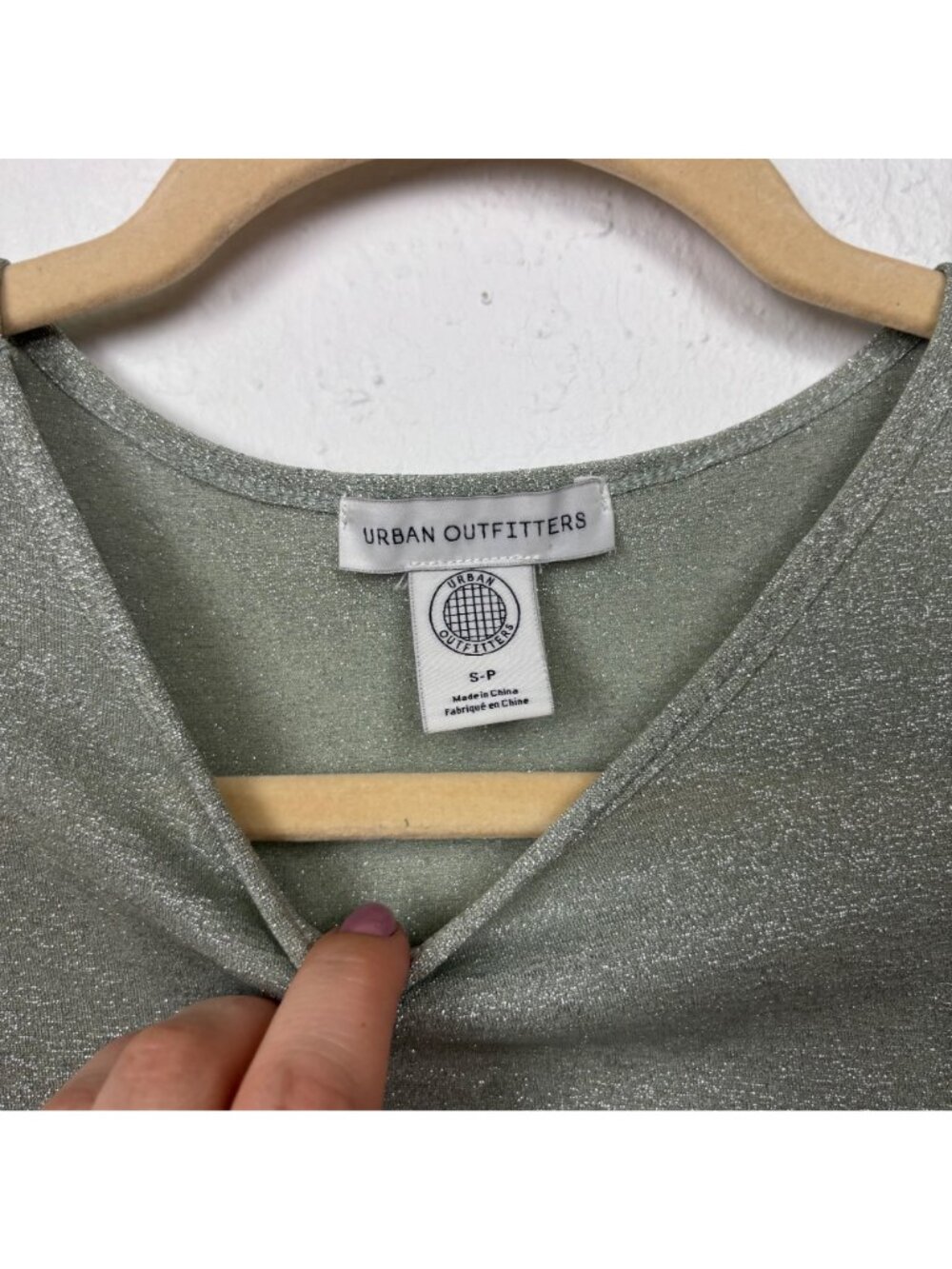 ✨3/$30 Urban Outfitters S Shimmering Silver Short Sleeve Top Tee - Picture 3 of 5